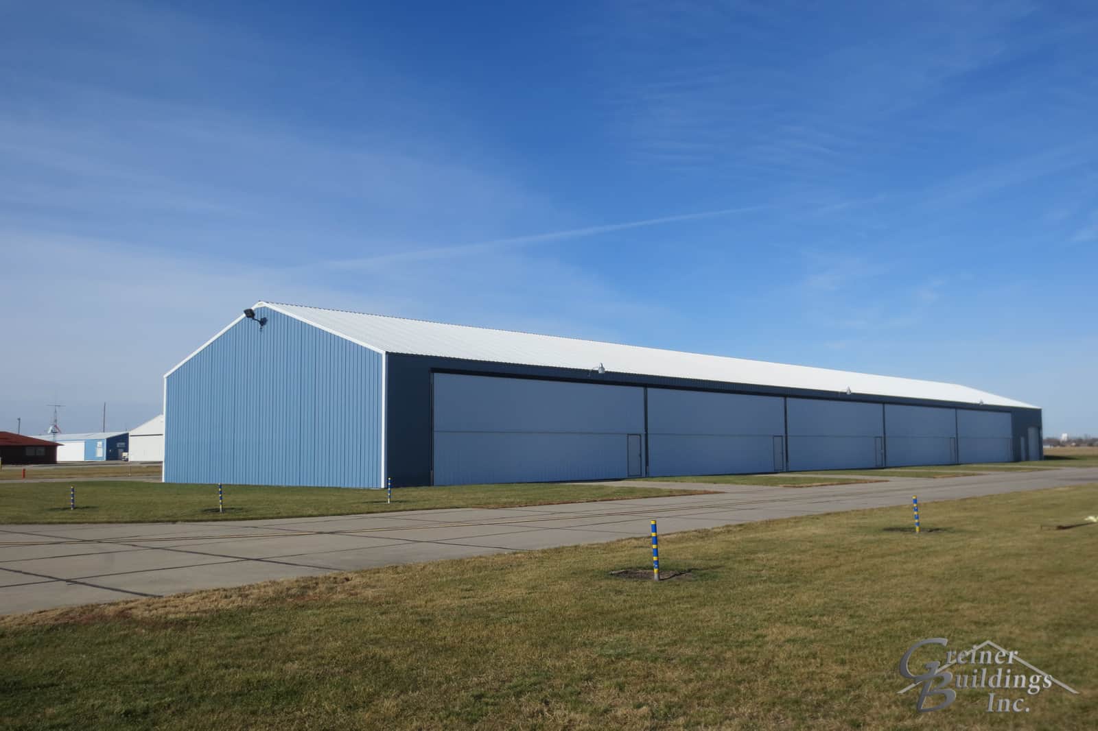 large aircraft hangar construction