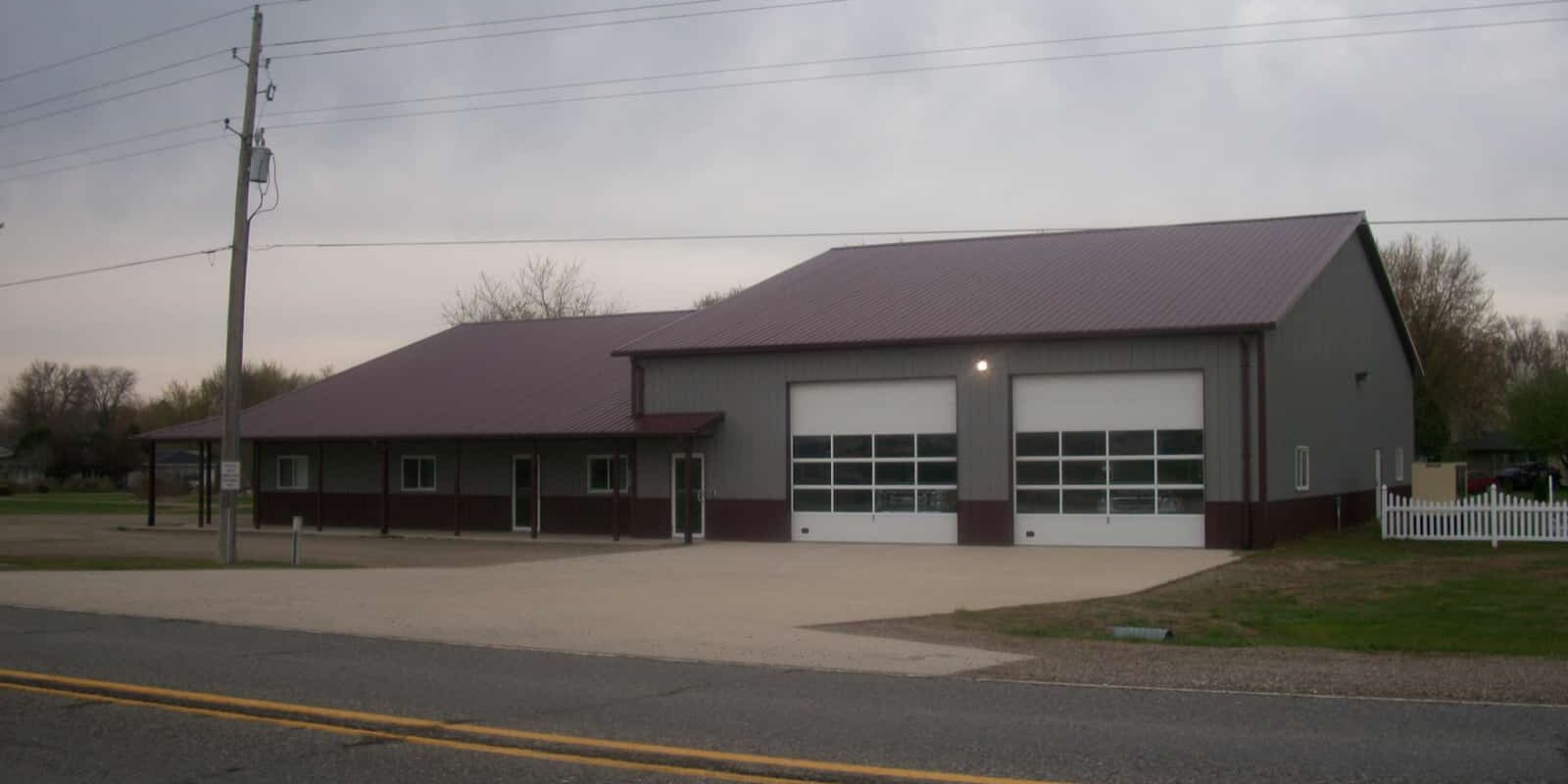 GB#2754 WAPELLO CO AMBULANCE-16 commercial metal building firestation in iowa